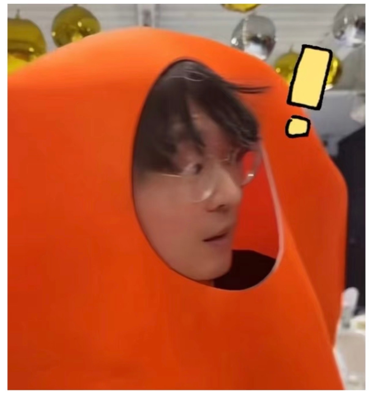 这个孙路路真的很可爱哈哈哈哈哈哈哈哈非常贴心且自觉的准备了图片版和表情包版的自己