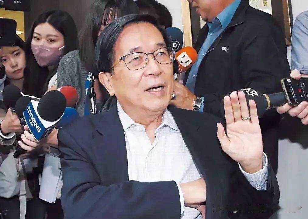 台湾青年联合会理事长何溢诚公开发文表述过一段很现实的判断，一旦两岸不得不采取强硬