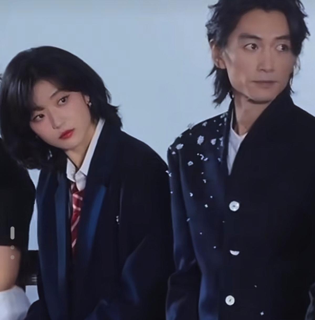 陈晓这波杀疯了！新中式套装搭狼尾头亮相活动，帅到全网舔屏，可暴瘦身形更吸睛——