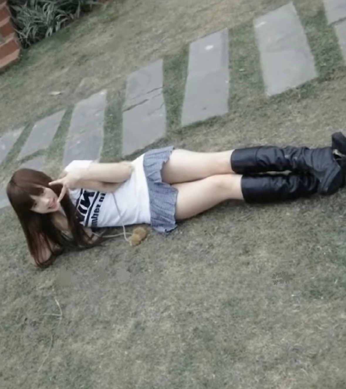 好喜欢这种腿型无关胖瘦的美….💕