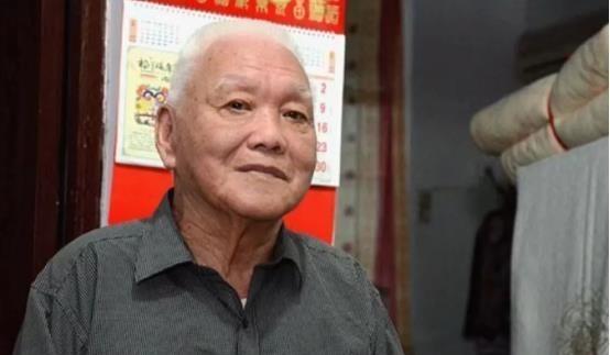 1944年，眼看日寇的战车离我军只有500米了，林竞远竟然丝毫不动，完全没有开枪
