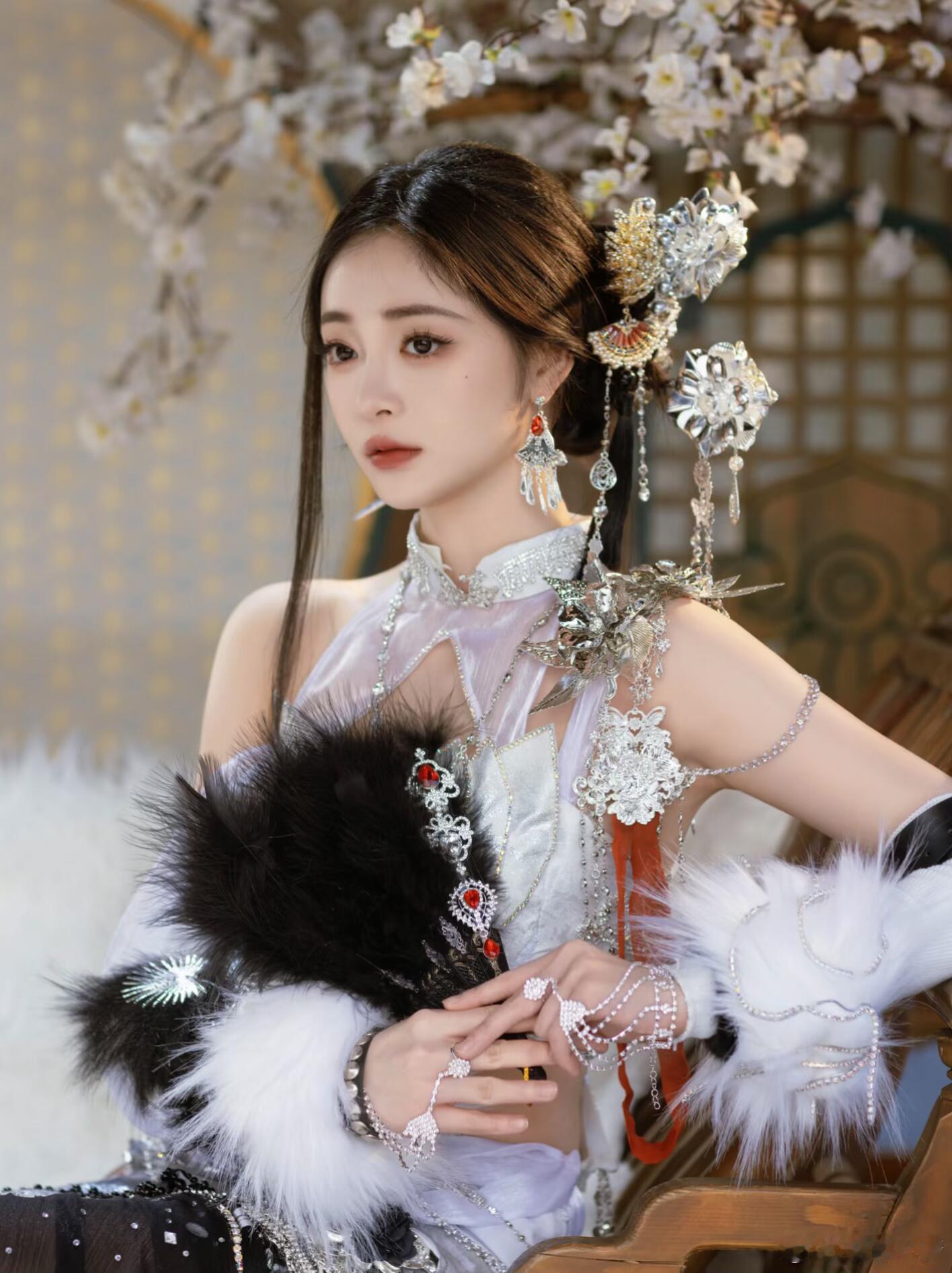 周洁琼逆水寒舞台造型，这建模脸绝绝子，美到窒息！