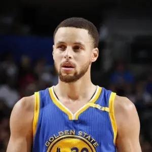 森林狼的戈贝尔出场35分钟，13投11中得24分14板；森林狼的里德出场30分