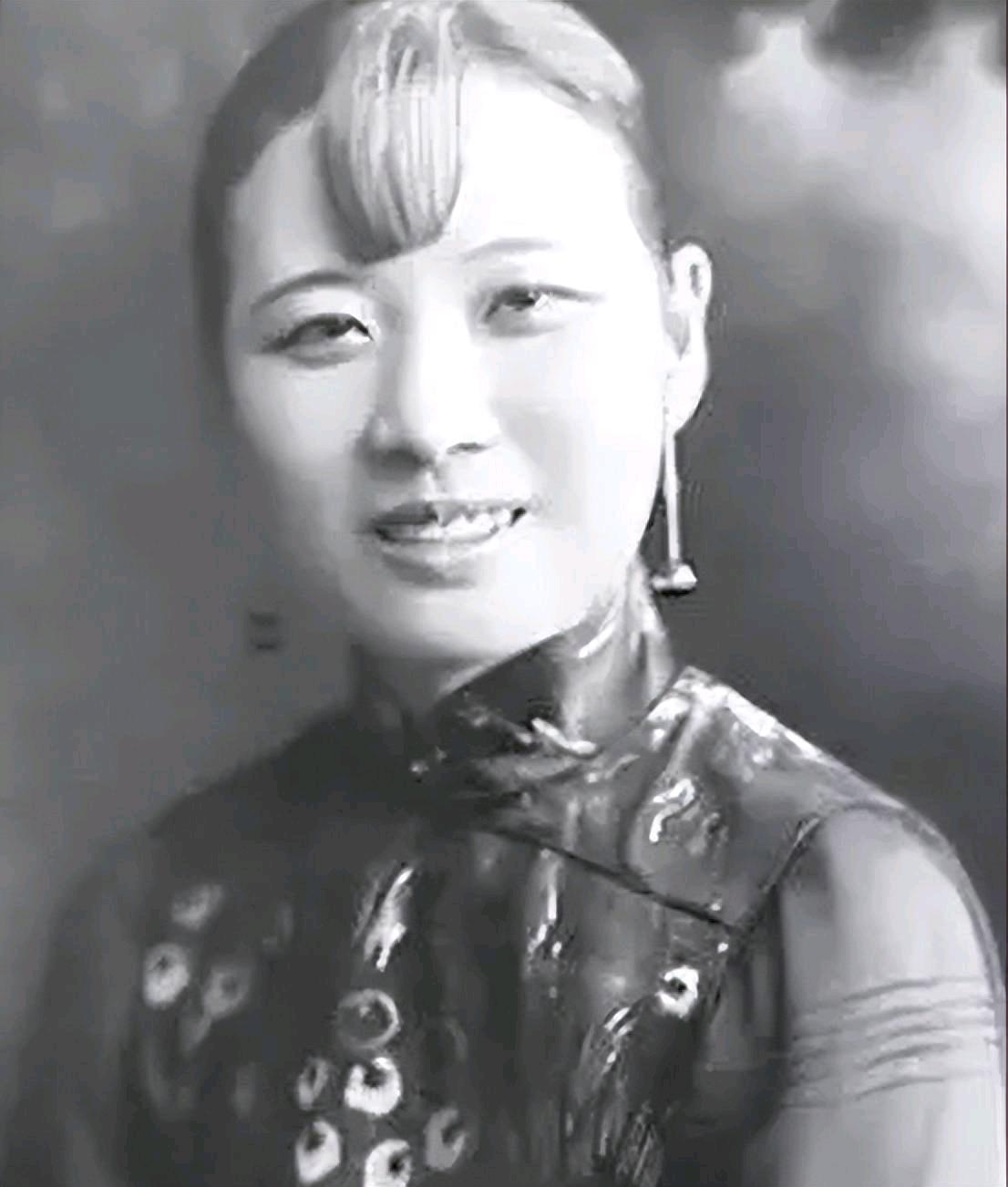 蒋介石私生活有多混乱？贴身秘书晚年才敢说破，宋美龄的做法绝了，蒋介石天性风流，虽