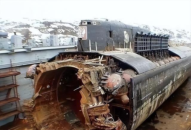 终于明白了，为什么美国的核潜艇在中国附近接二连三出事故！说白了，美国核潜艇这些年