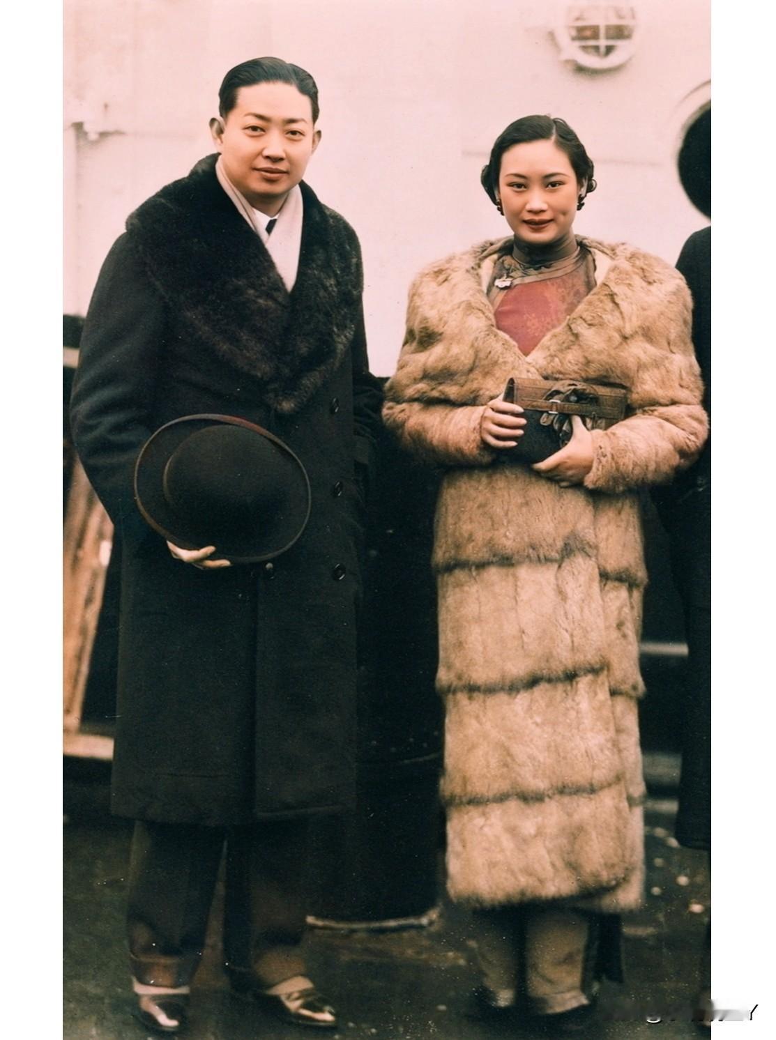 年轻时候的梅兰芳不咋帅气，胡蝶也不咋漂亮！这张摄于1935年的老照片真的太实在了