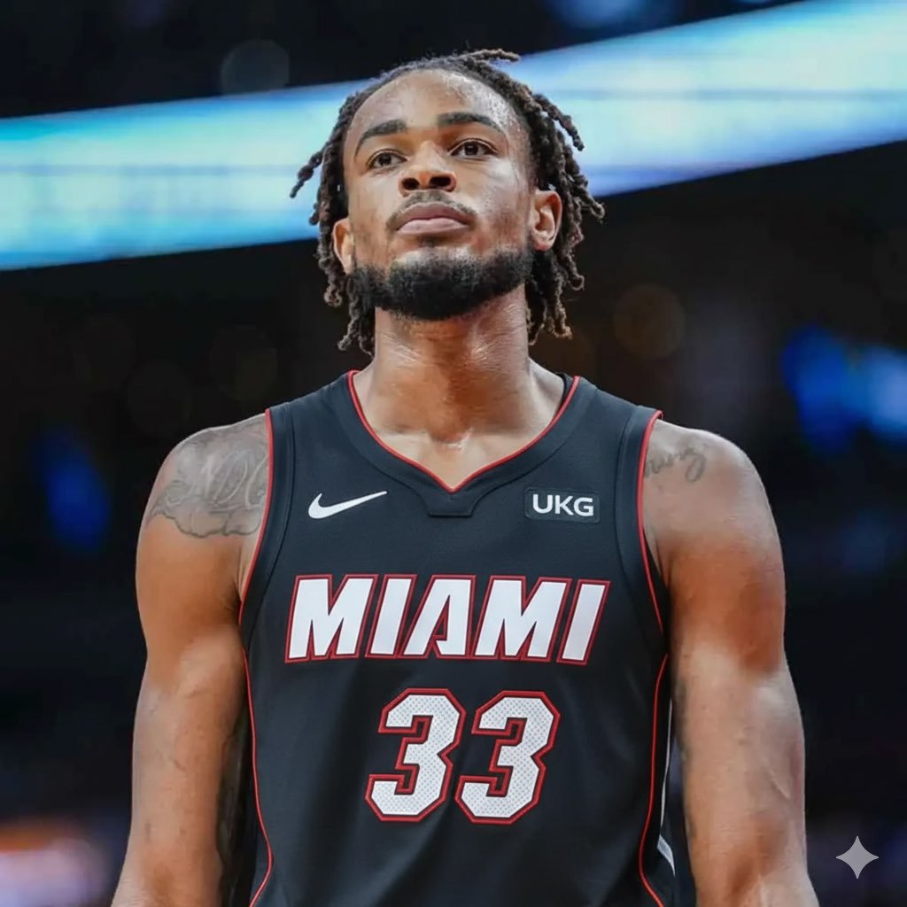 篮网队中锋克拉克斯顿的表妹发了一个帖子：“尼克·克拉克斯顿（我表哥）跟我说过，他