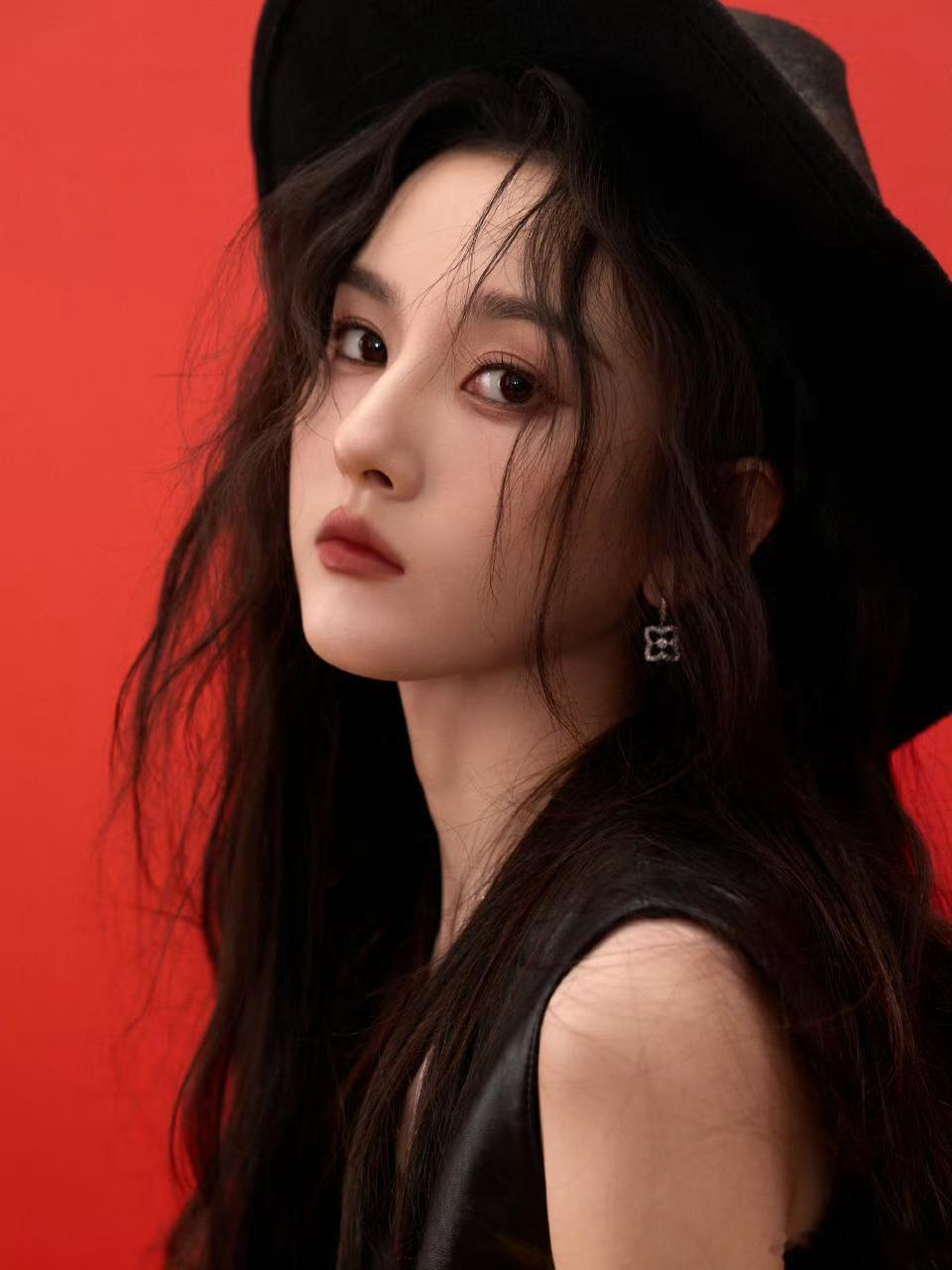 宋祖儿营业🈶！是不一样的鹅！！！复古摩登千金！这个鹅的可塑性超强的