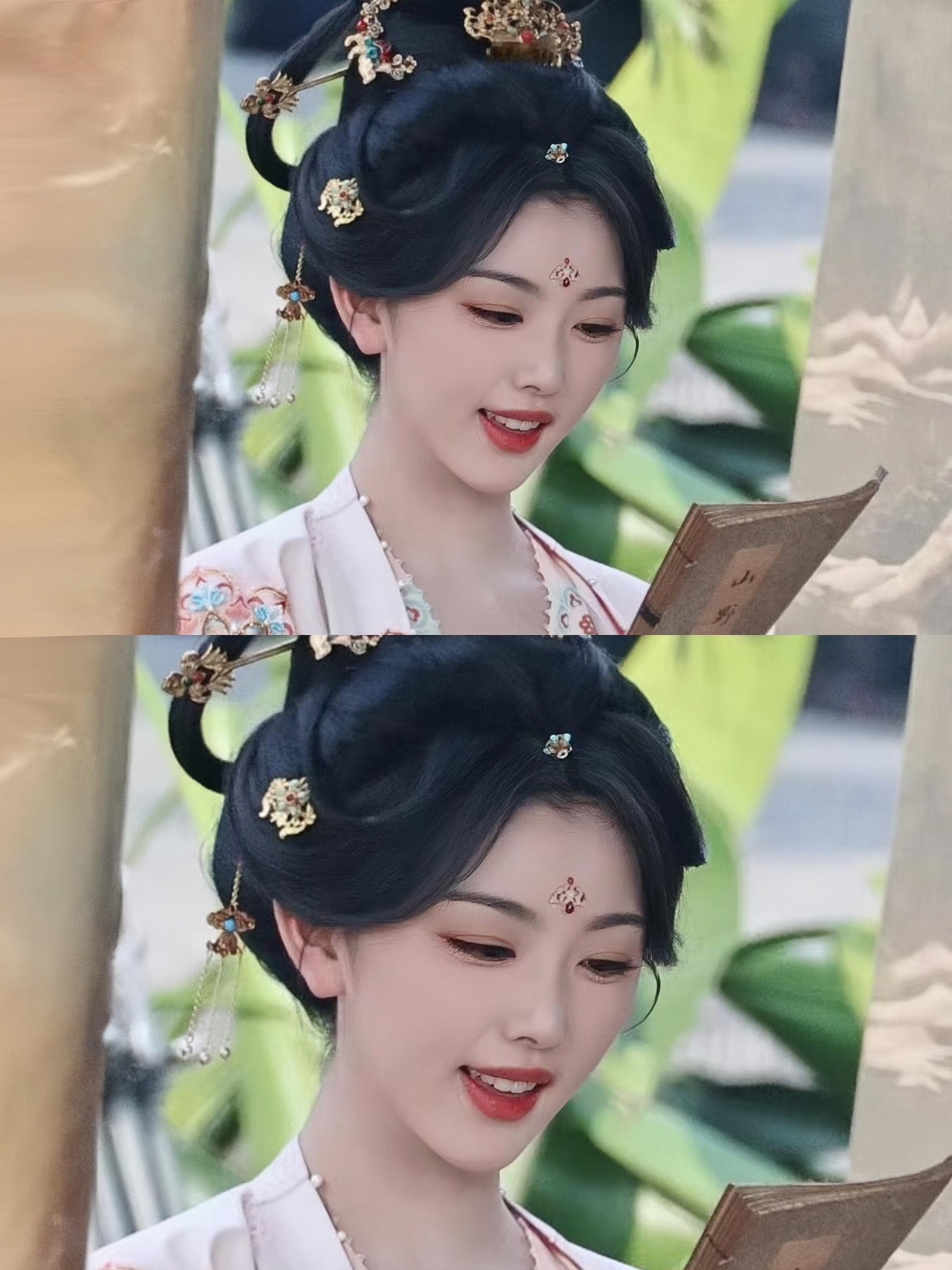 不是…孔雪儿这路透妆造无人懂吗！？雪儿就像一只活泼的小兔子好可爱呀！小脸上这妆也