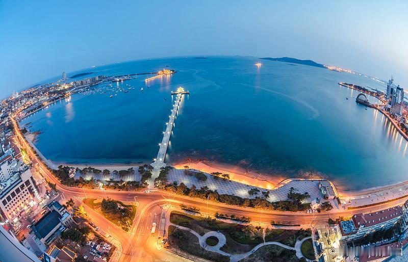 青岛胶州隐藏的北方城建奇迹！自驾高铁飞机全攻略，湖光山色美食老街，这座小城竟让一