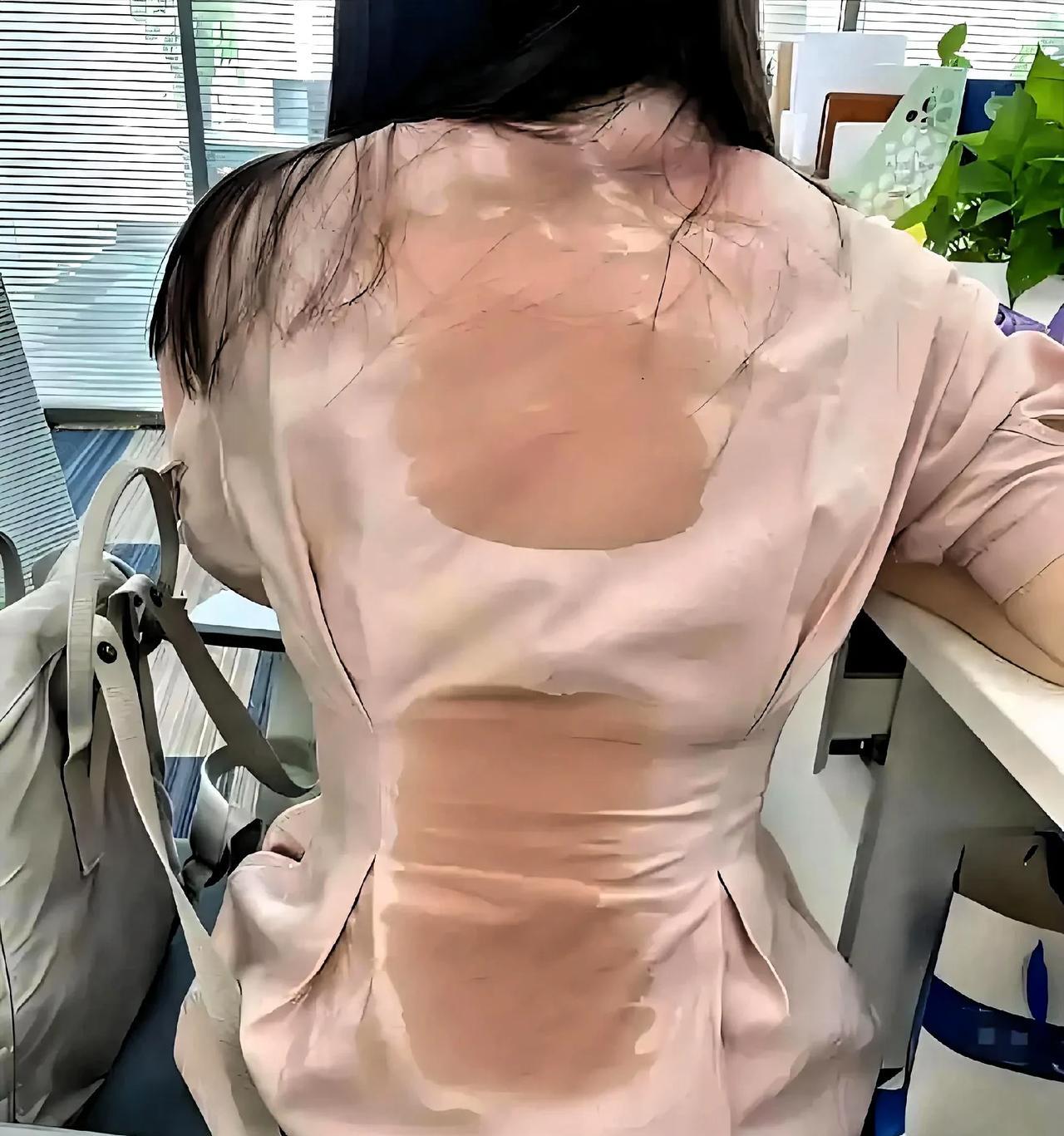 我发现，不合时宜地串门也挺让人闹心的这两天天气预报发出橙色高温预警：37摄氏度