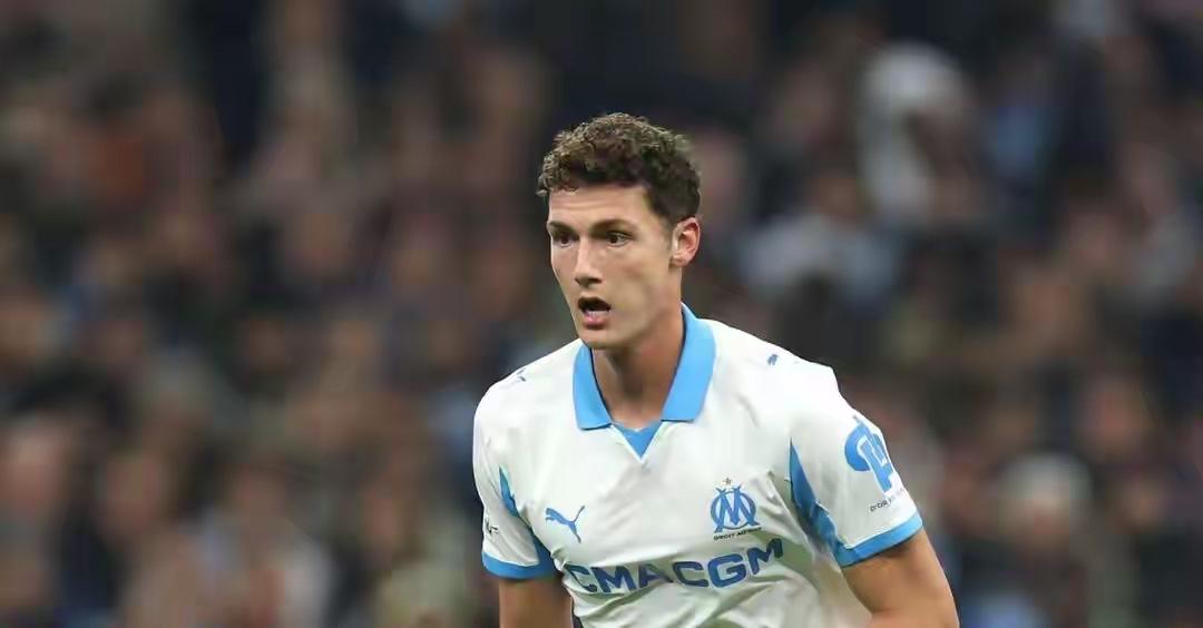 何去何从？国际米兰外租至马赛的30岁法国后卫帕瓦尔处境堪忧，赛季初球员状态出色但