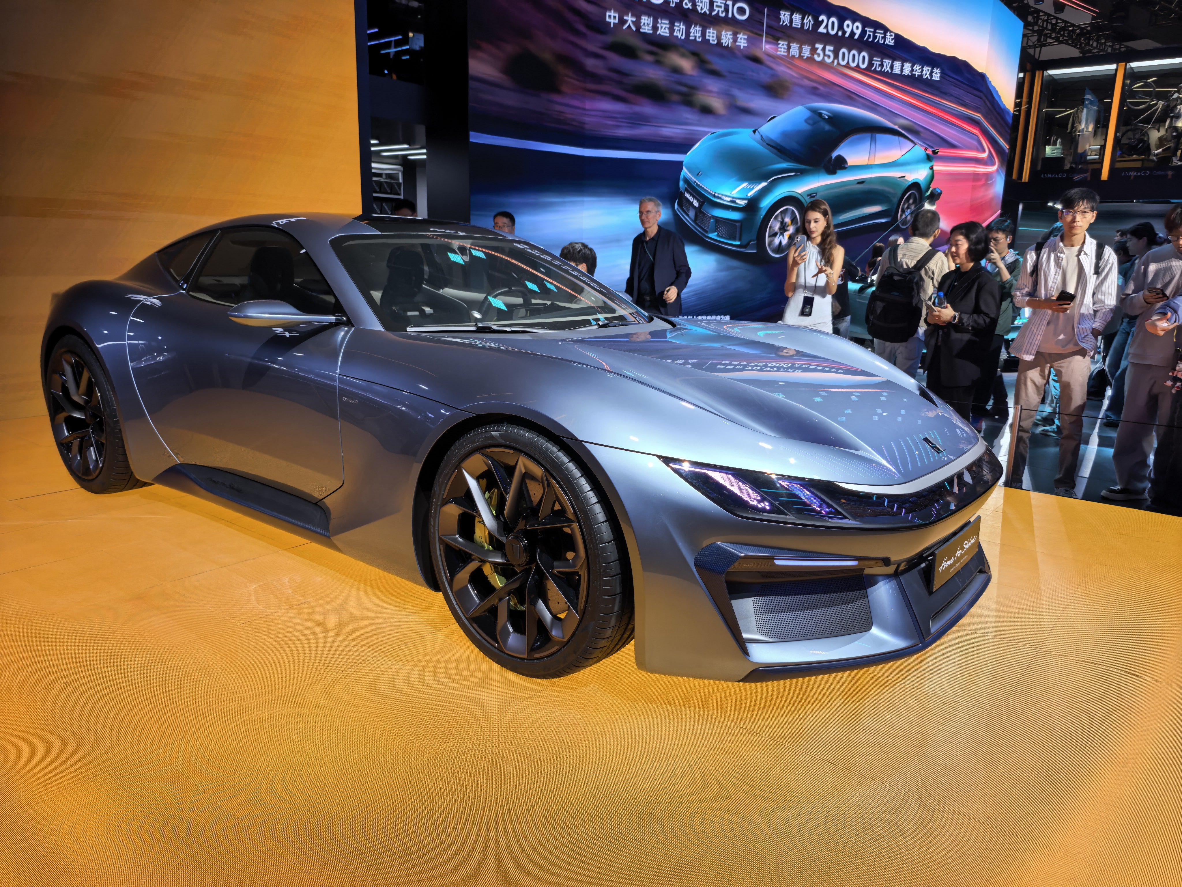 方程豹的跑车、领克的跑车，谁更帅？