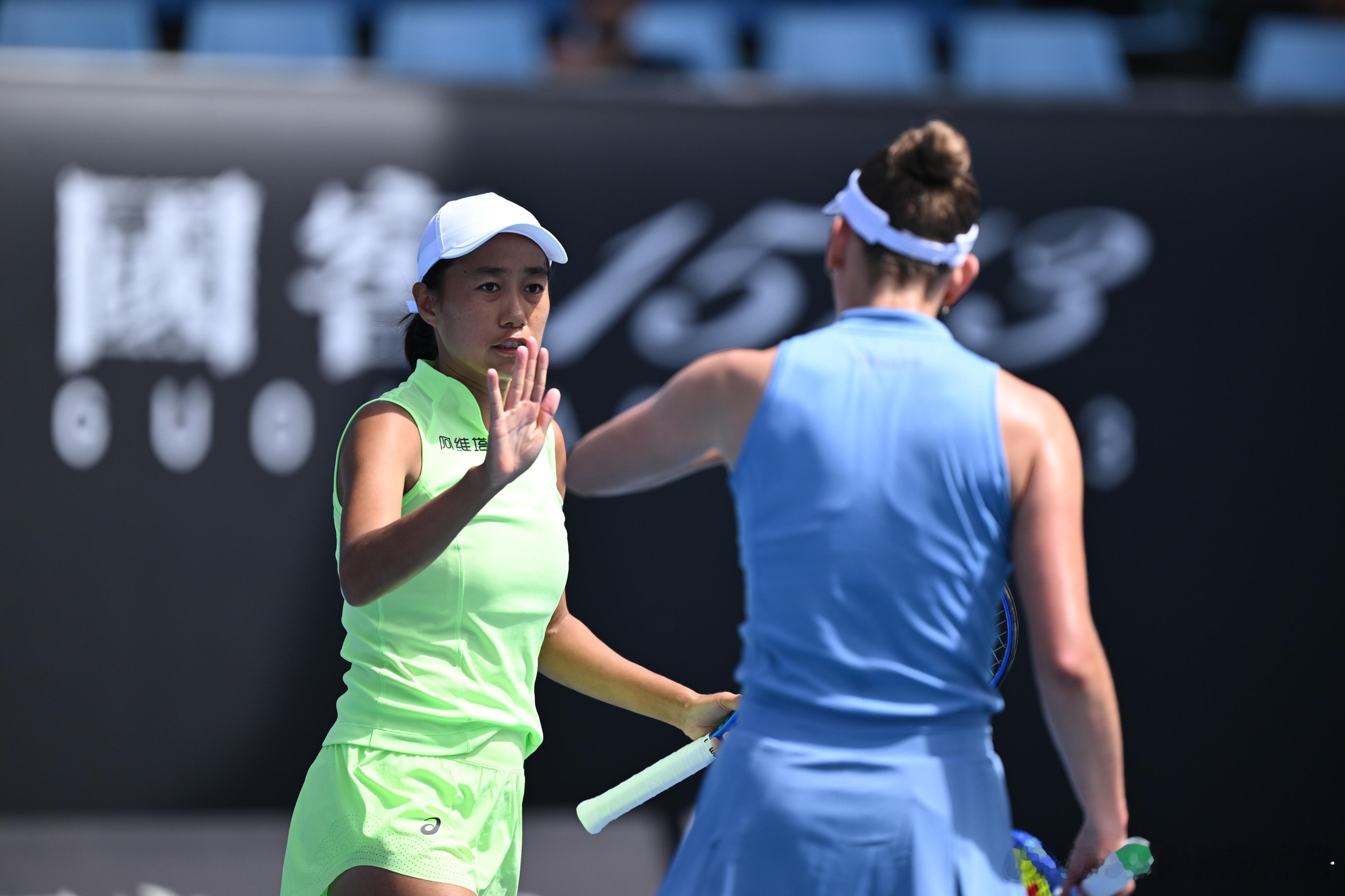 🔵WTA1000迪拜女双第二轮❌【2】🇨🇳张帅/🇧🇪梅尔滕斯3-6/3