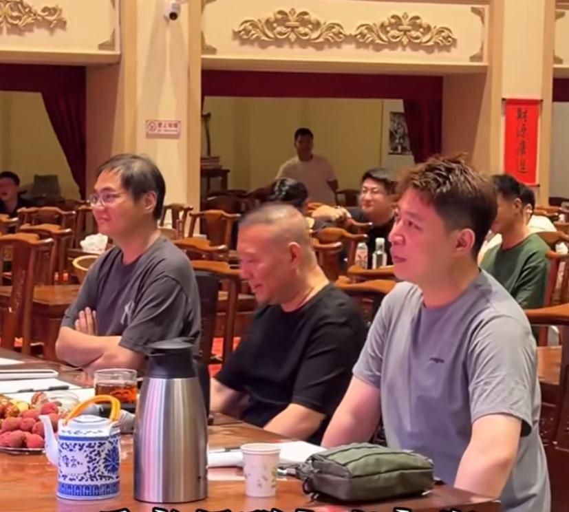 【郭德纲义子李鹤东担任重要岗位，透露了什么消息呢？】近日，郭德纲在天津德云社对