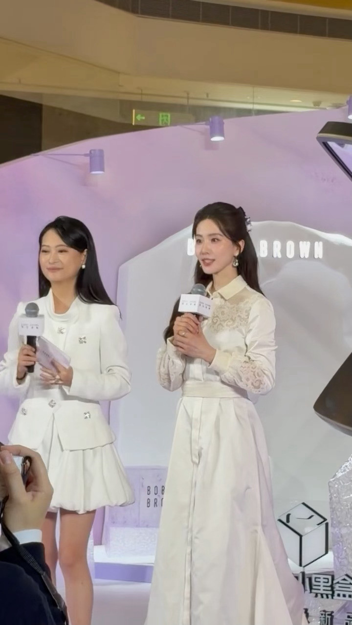 好漂亮的刘诗诗刘诗诗苏州线下活动刘诗诗纯白蕾丝刺绣长裙