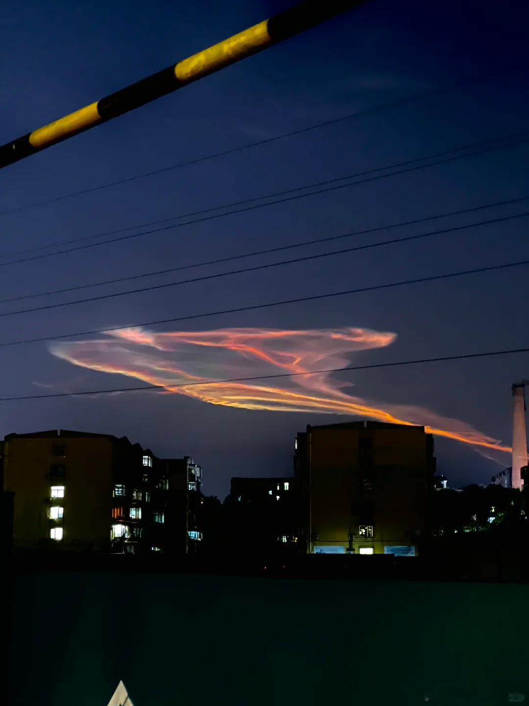 北京天空尾迹云​​​