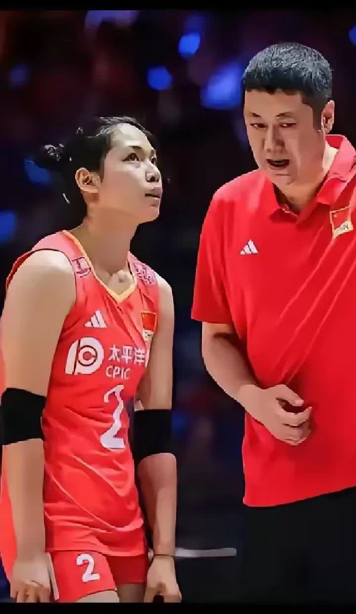 世锦赛三场小组赛已结束，中国女排三战全胜以小组第一名出线，可喜可贺，如果排功劳谁