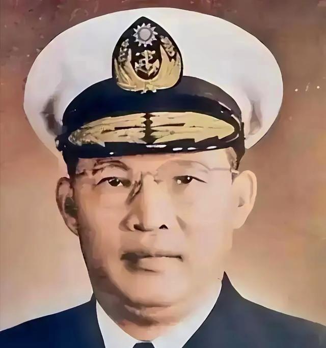 1938年，薛岳怒吼要枪毙桂永清，蒋介石冷冷问了一句：你知道他岳父是谁吗？毙了！