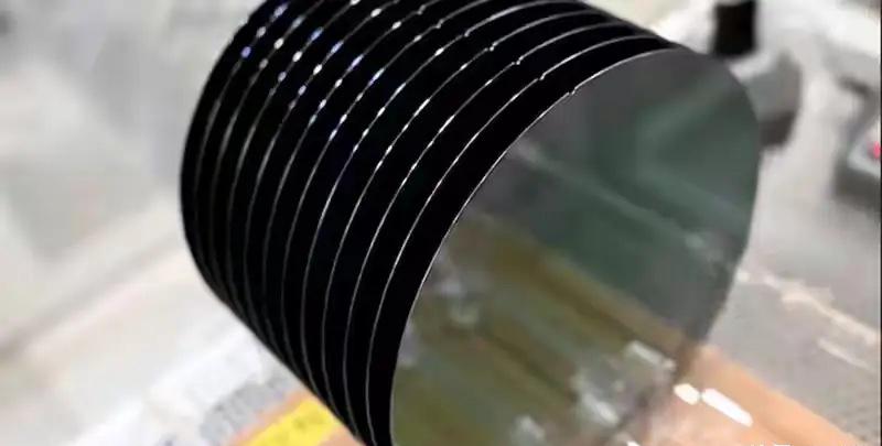 你够狠!荷兰不仅仅不思悔改,今天安世半导体宣布向东莞母工厂停止供货,不再提供晶元