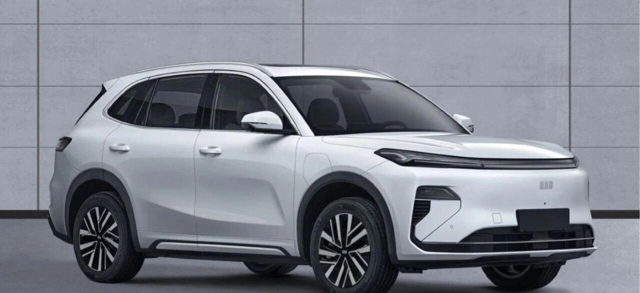 吉利要搞什么？有点不太理解，为什么会有星舰7EV这车呢？这不是跟银河E5妥妥产