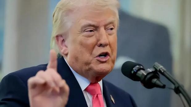 沙特开始反击了！近日，沙特一套“组合拳”打得华盛顿措手不及：推迟原定4月