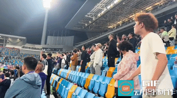 球迷：于根伟你对得起我们吗？泰达足球场满场呐喊，如今只剩满心憋屈！中