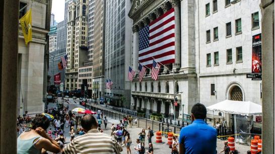 美国网友透露出一个令人诧异的消息！ 中国曾是西方公司的“摇钱树”，但如今轻松