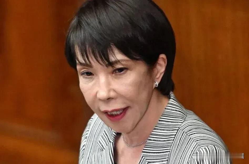 高市早苖要玩一把大的？自从高市早苖涉台“存亡危机事态”言论以来，中方对日反制