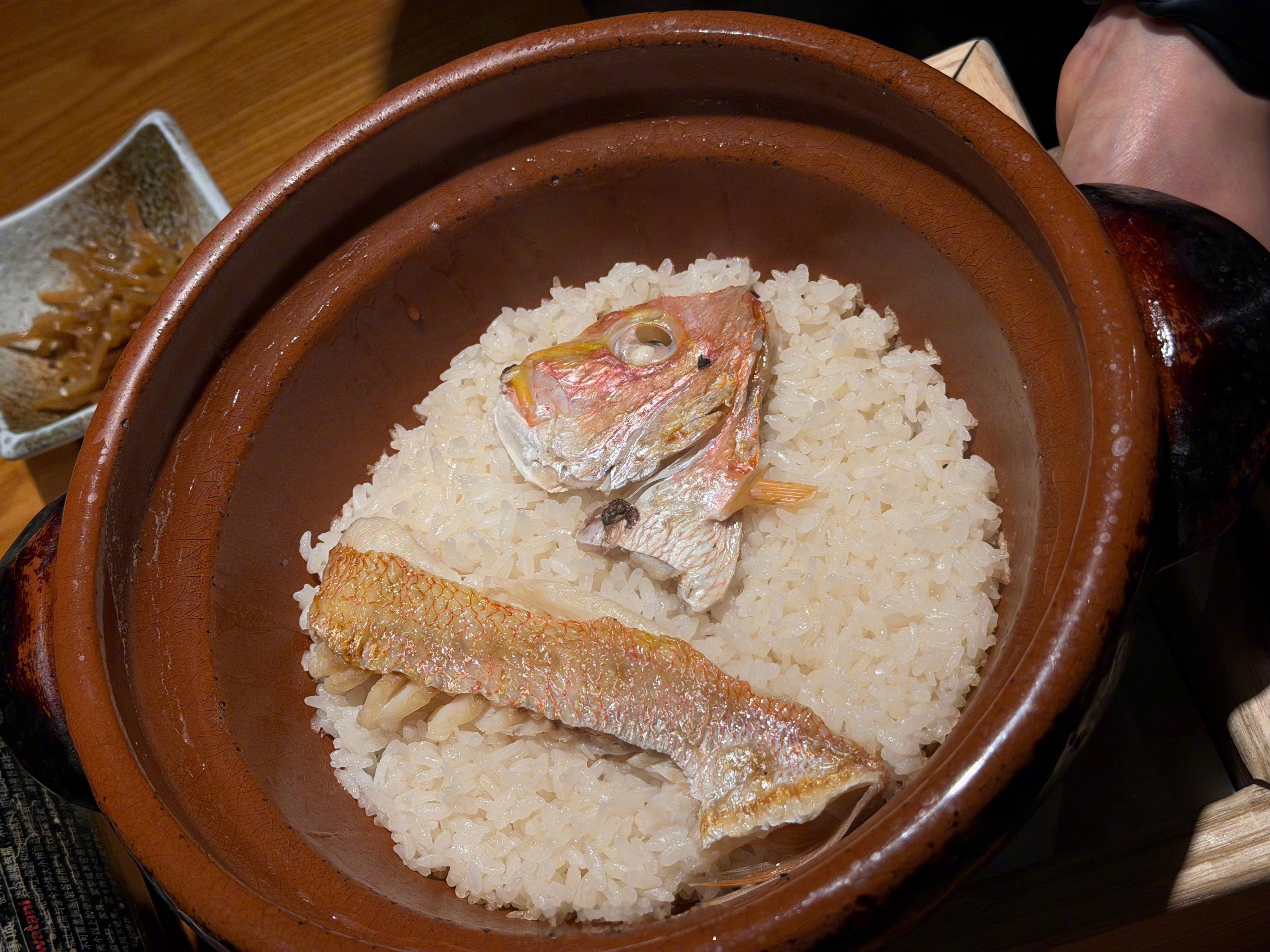 老婆来看陈楚生演唱会，我也正巧出差，难得二人时光，有了想想这个可爱拖油瓶之后老婆