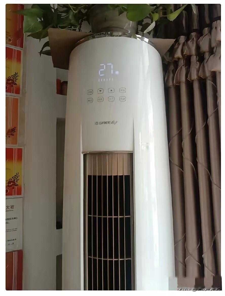 今天就开空调这事儿和家里人吵了一整天。我家安了4台空调，客厅一台，三间卧室各一台