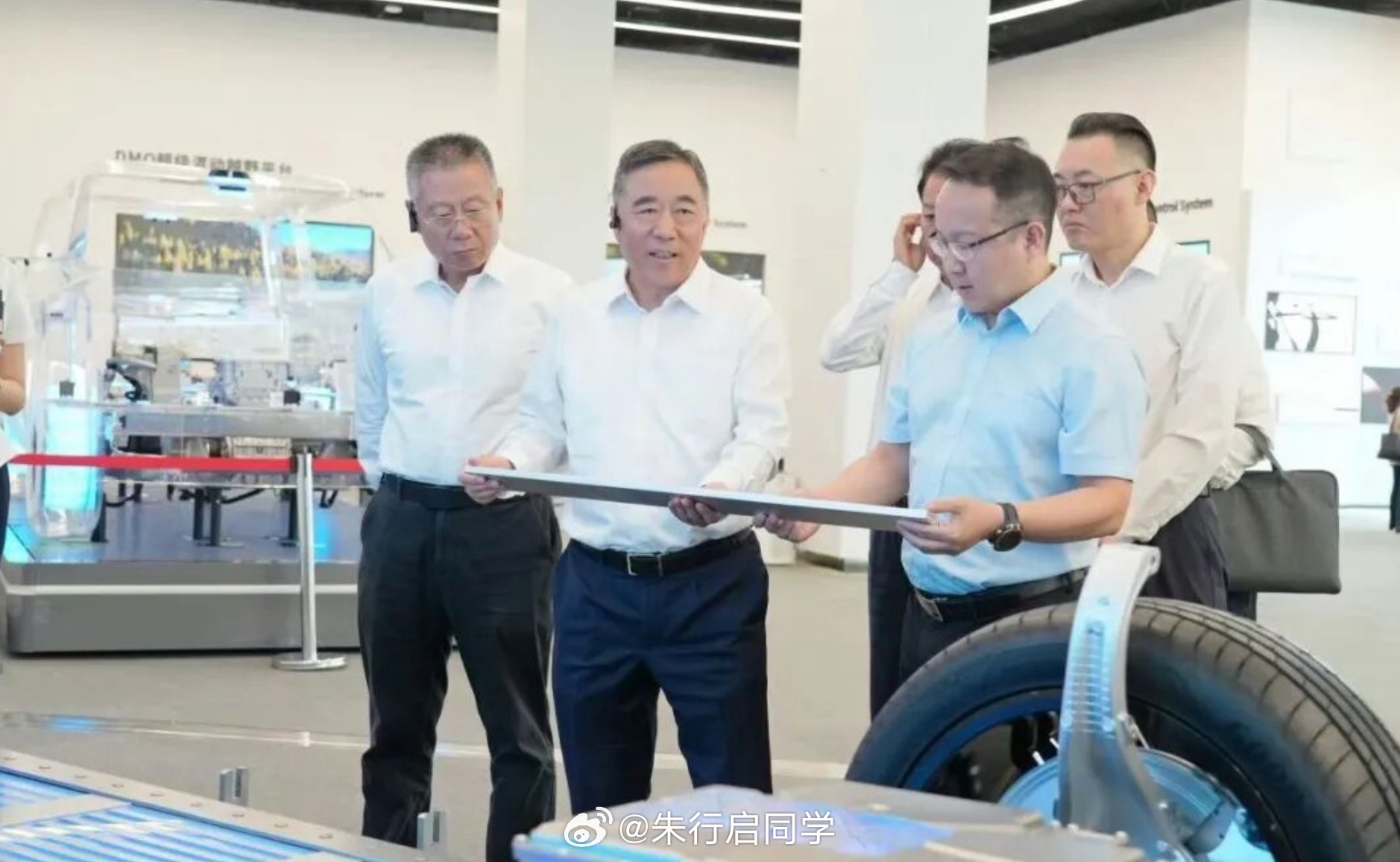 中国交通集团到访比亚迪！王传福接待，9月17日，中国交通建设集团有限公司董事长宋