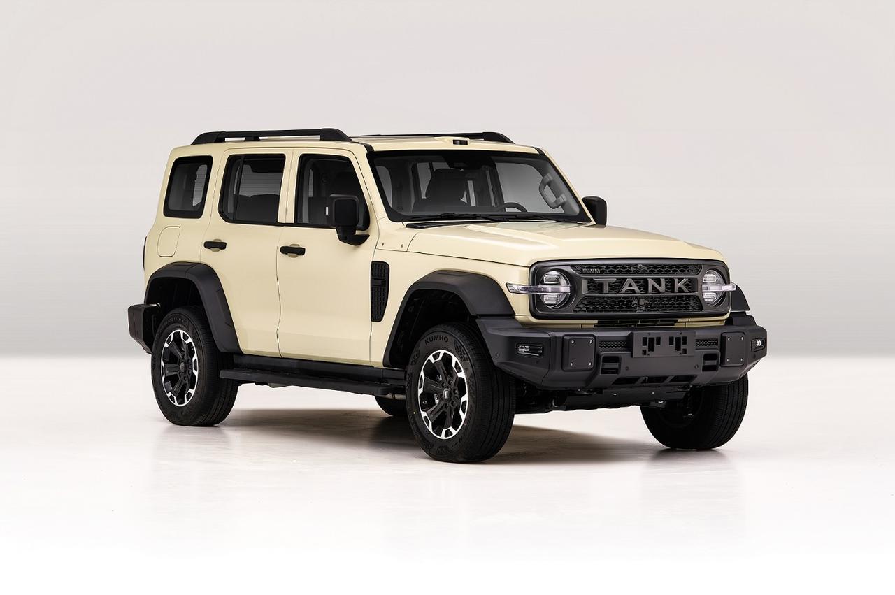 坦克300的Hi-4Z终于来了，是不是有点晚了？基础规格：4886*1984*