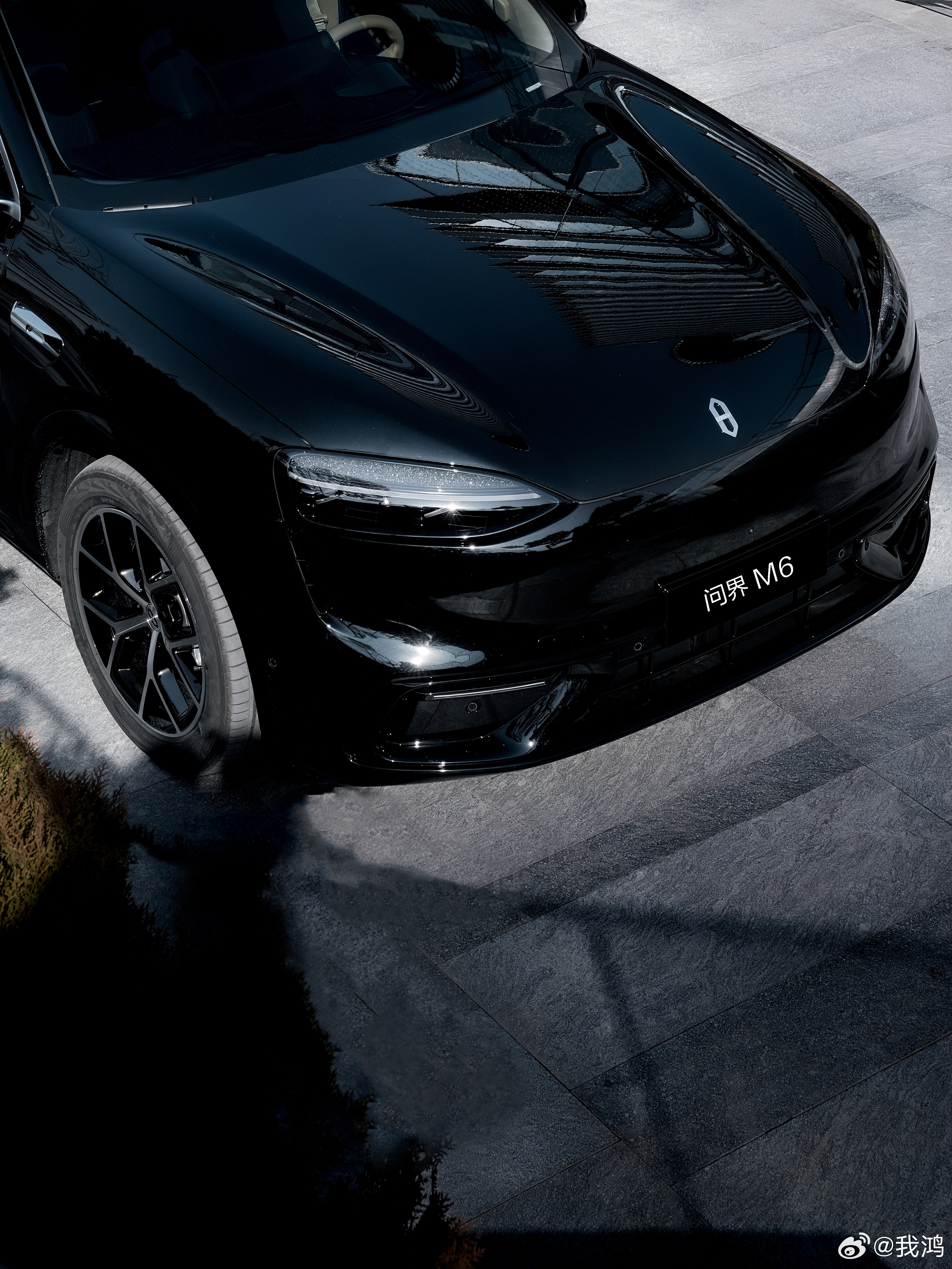 问界M6曜石黑卖的非常好，帅。