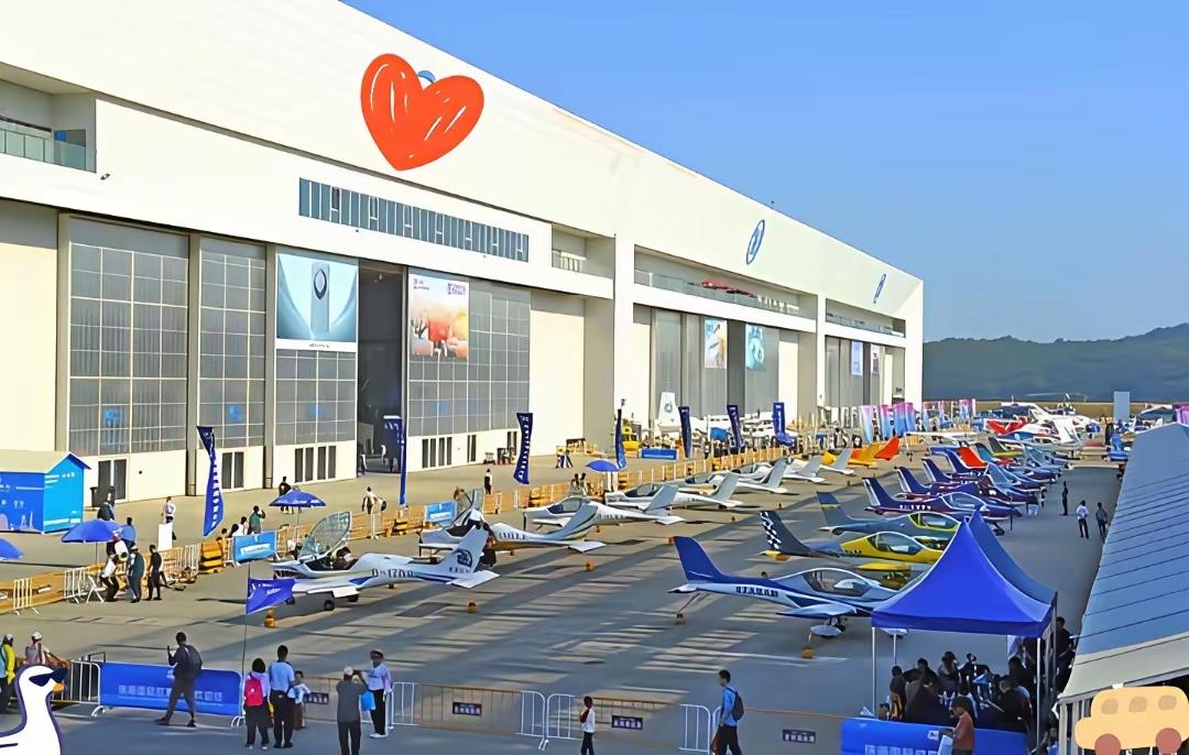 中国航展禁止日本相关人员入内，直接吊销许可证，引起外界高度关注。​​11月26