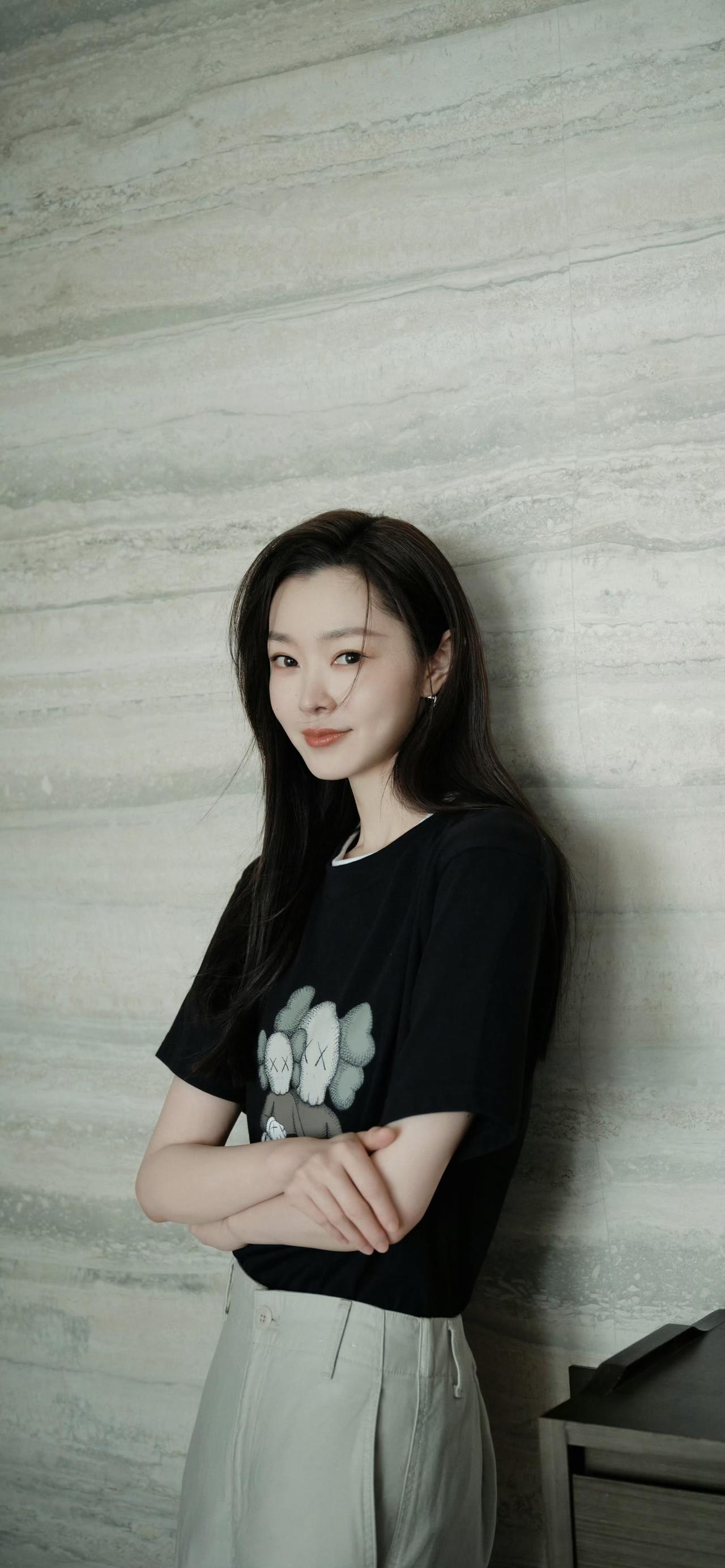 美女壁纸-第5805期-宋轶