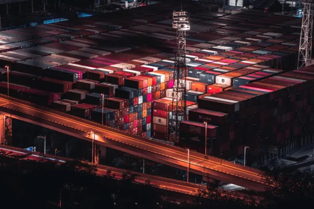 国安部这次公布特大稀土走私事件，真是让人惊掉下巴，中国稀土出口管制后，西方国家为