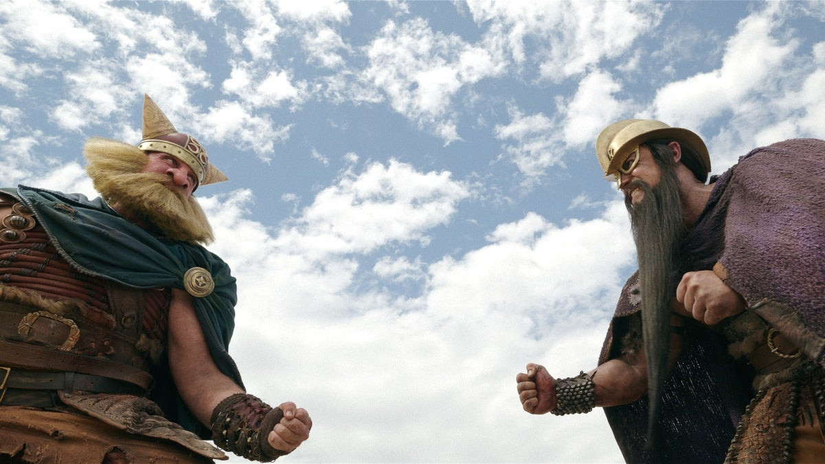 真人版海贼王第二季曝光新剧照——布洛基和东利同框！[墨镜]​​​