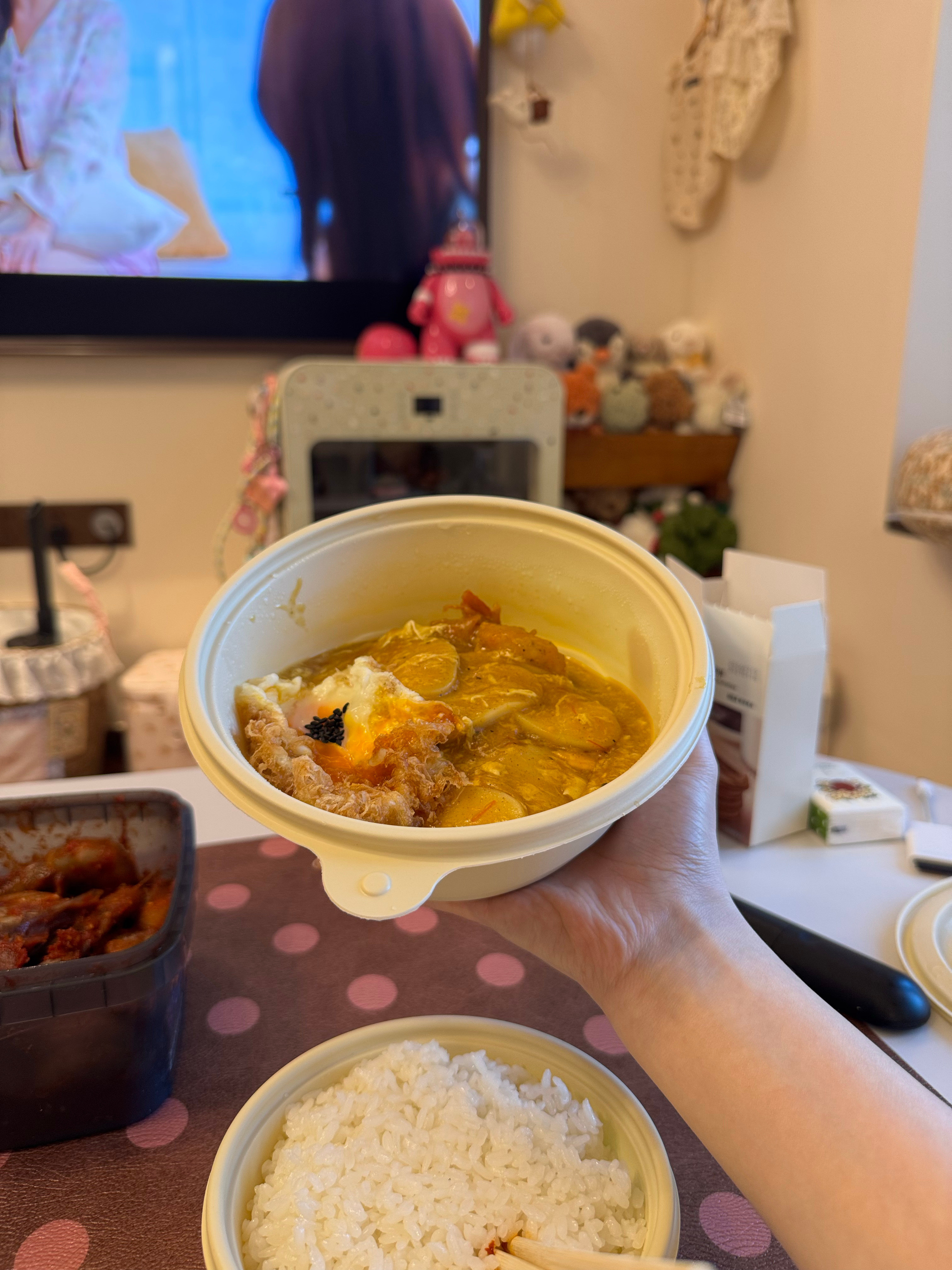 🍊🐟-谁研究的咖喱虾里加宁波年糕!太香!!