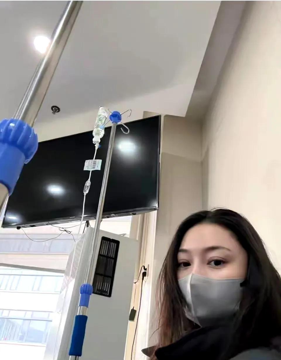 张馨予称体重降至100斤后体质变差！演员张馨予自曝体重降至100斤后体质明显下