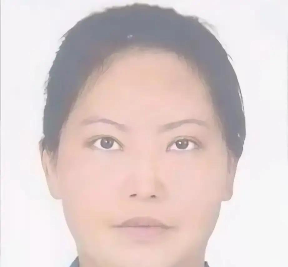 人间蒸发17年！2009年10月10日，广东中山黄圃镇，千万富姐何堃玉在自家得宝