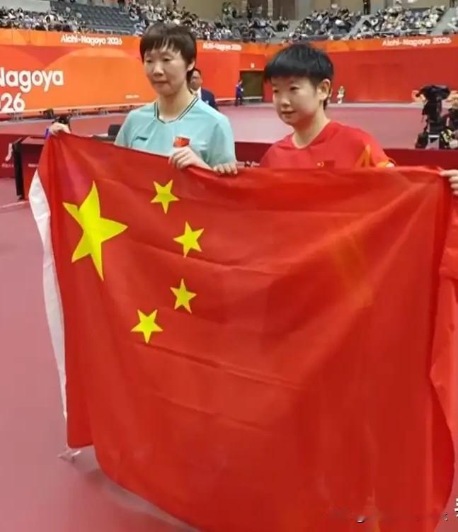 北京时间9月27日，2026爱知·名古屋亚运会乒乓球展开一场女单决赛的较量。赛会