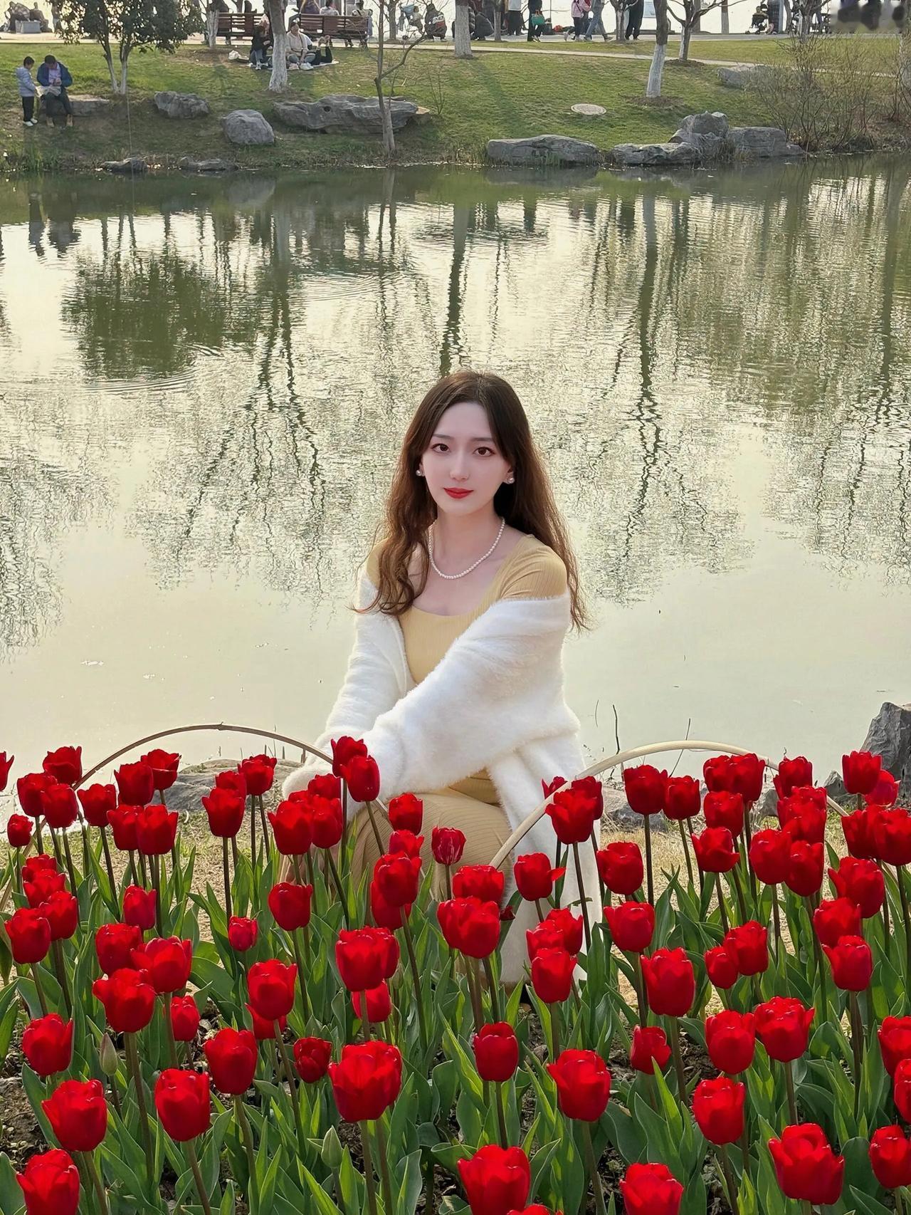 春日花海美人如画静享美好时光时尚美如画温柔风