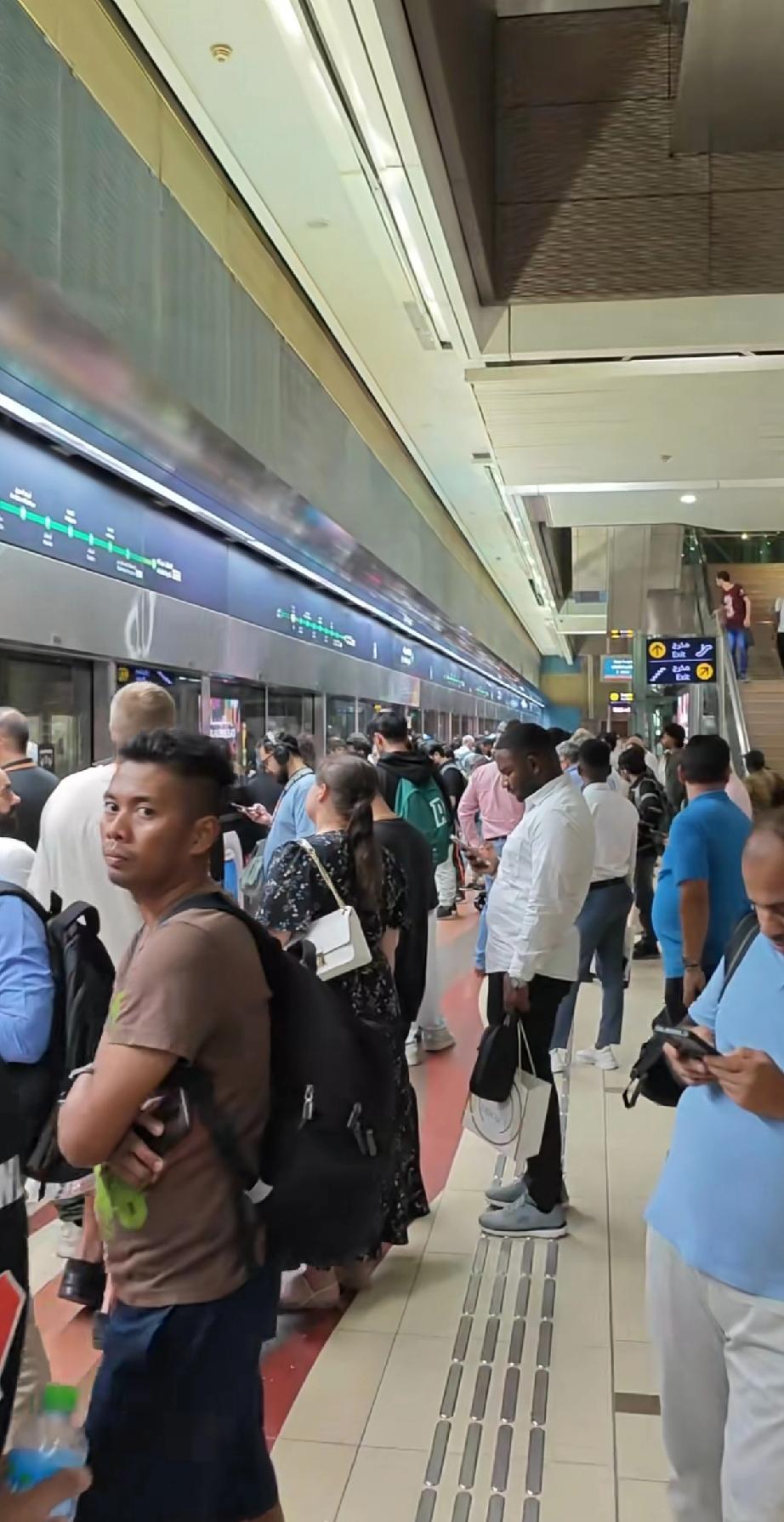 印度正在加向全球大移民力度据联合国统计，2024年全球接近2000万印度移民