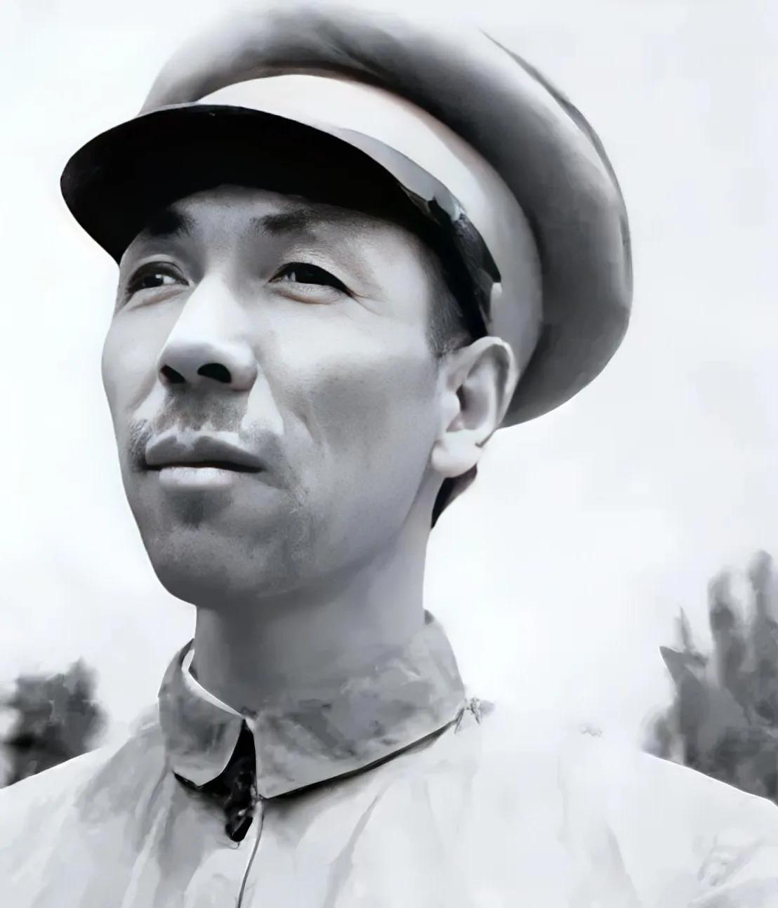 王世泰，曾任甘肃省军区司令员，是陕甘红军和革命根据地主要创建者之一。192