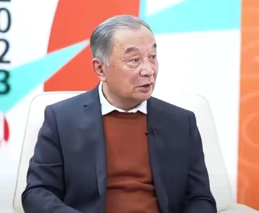 著名教授温铁军大胆发言：乡村小学，几乎都倒闭完了，名义上是县城教育质量好，实际上