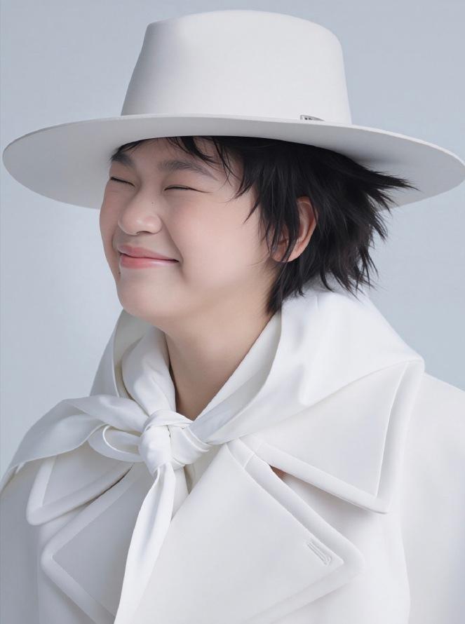 全红婵登上《嘉人》封面这件事，藏着中国体育商业化的一个历史性拐点。你知道"五