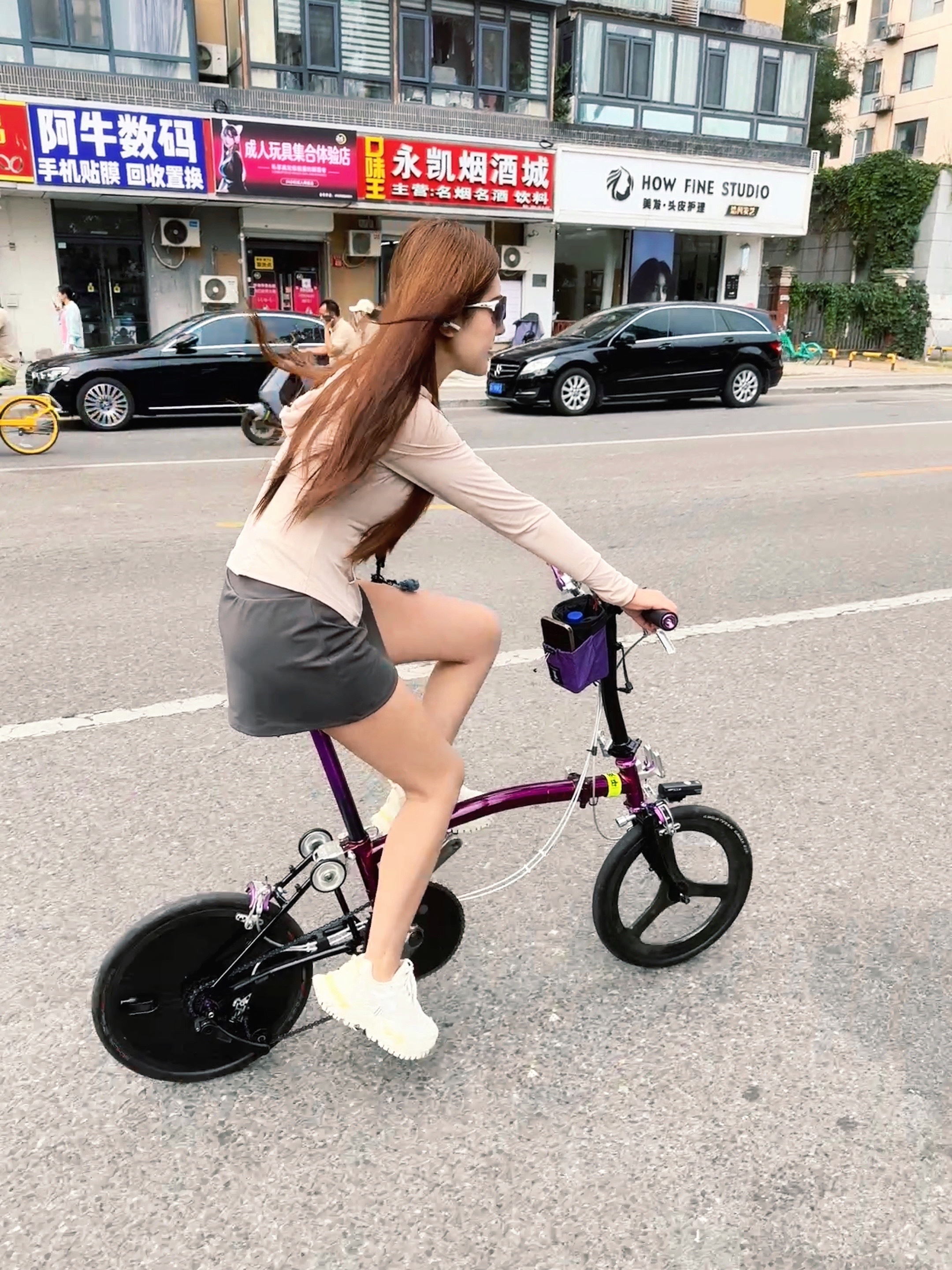 “中秋快乐，还有骑行的每一天”​​​