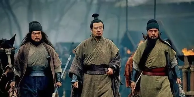 公元220年，刘备怒问义子刘封：“荆州有难时，你二叔求援，你为什么不去救援？”刘
