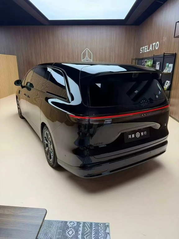享界v8静态品鉴